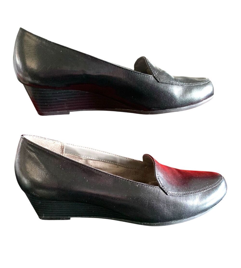 Aerosoles  "Lovely" Black Memory Foam Comfort  Wedge Heel Shoes - Womens Size 8